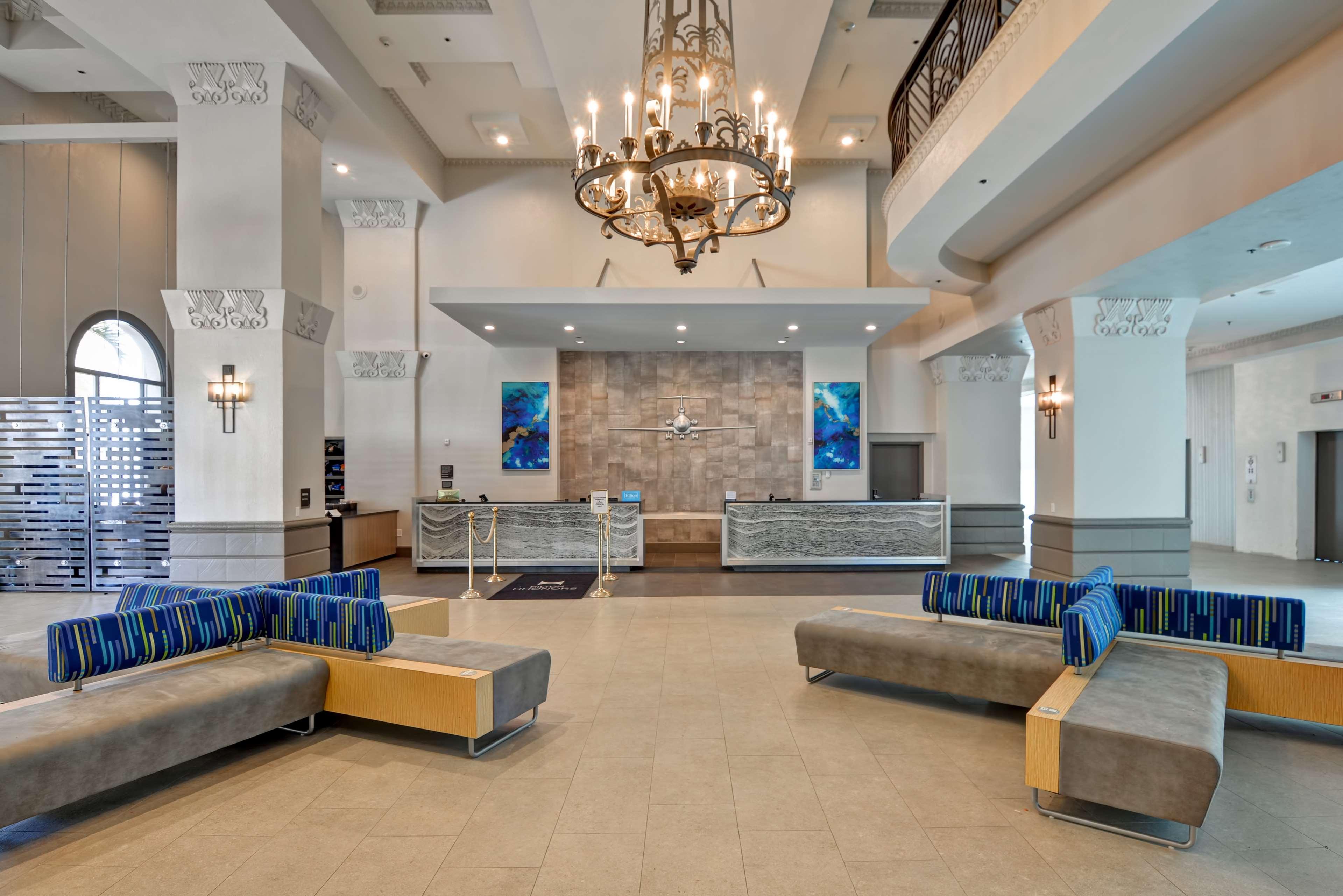 Embassy Suites By Hilton Miami International Airport Miami Springs Екстериор снимка