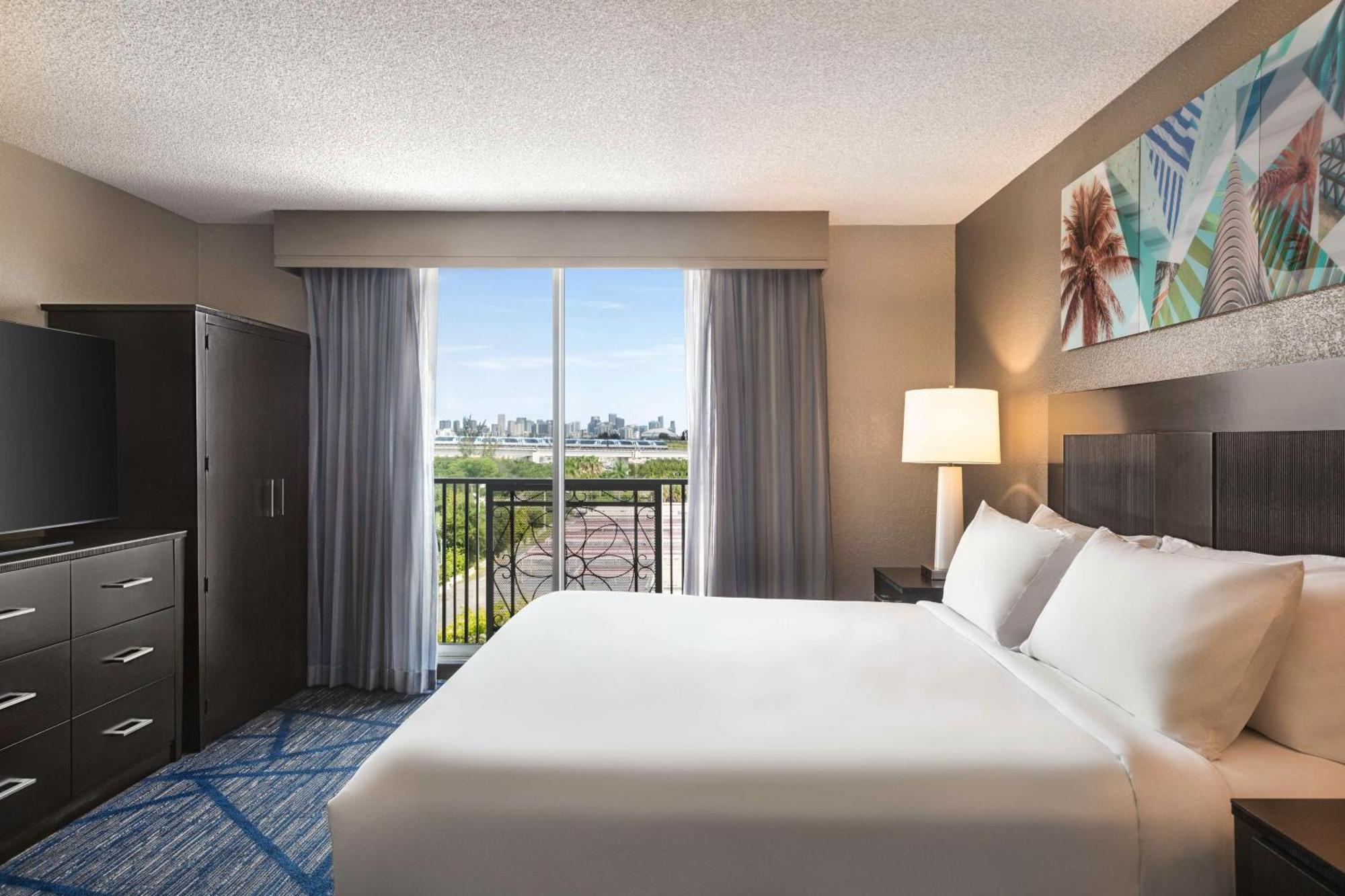 Embassy Suites By Hilton Miami International Airport Miami Springs Екстериор снимка